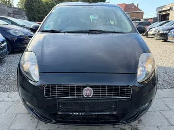Fiat Grande Punto 2008 photo 2