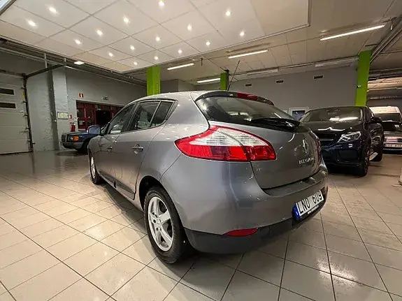 Renault Megane 2010 photo 4