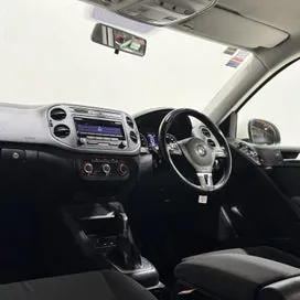 Volkswagen Tiguan 2012 photo 4