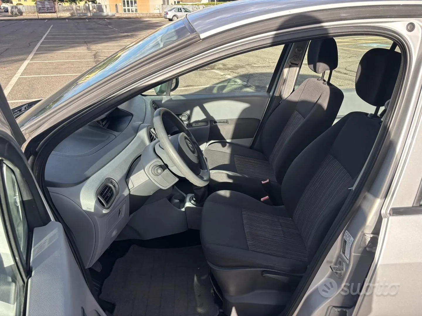 Renault Modus 2009 photo 3