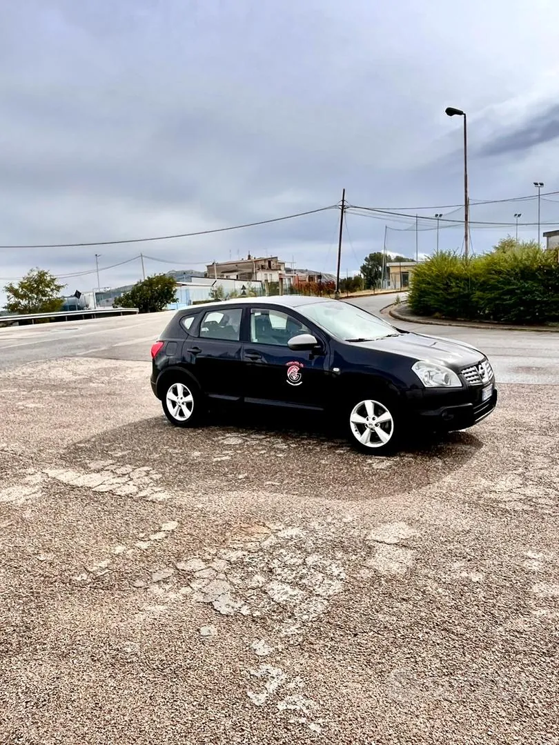 Nissan Qashqai 2009 photo 2