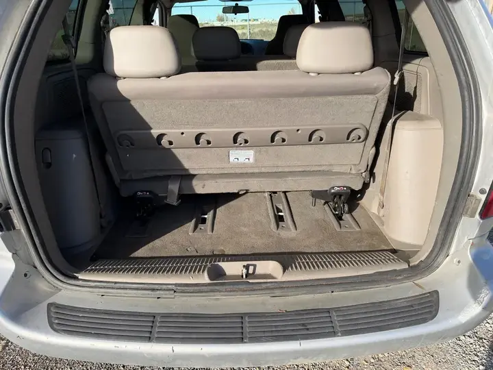 Dodge Caravan 2006 photo 5