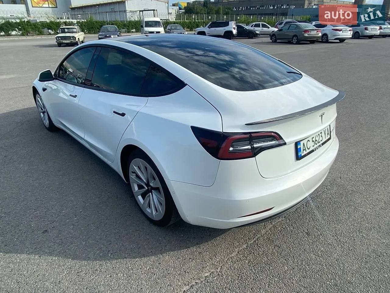 Tesla Model 3 2021 photo 3
