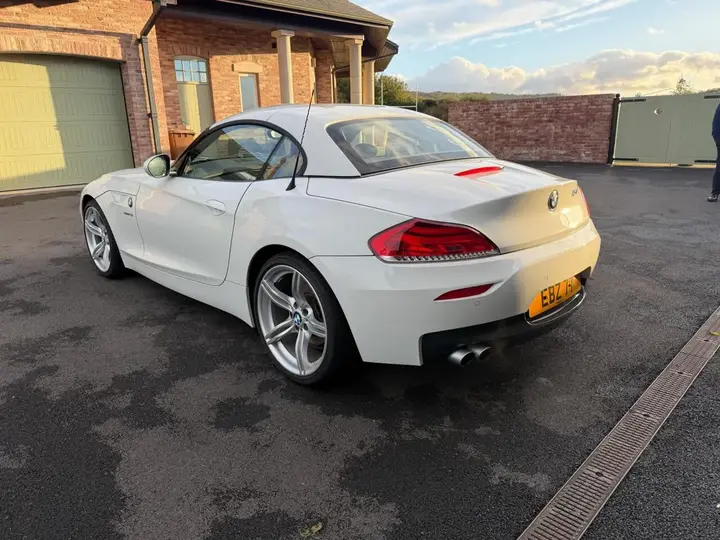 BMW Z4 2011 photo 5