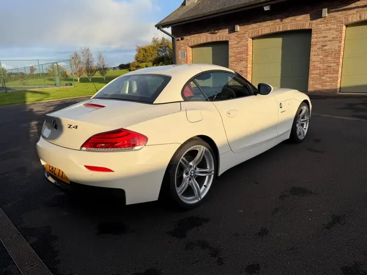 BMW Z4 2011 photo 3