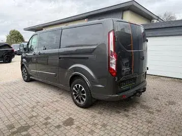 Ford Transit Custom 2022 photo 2