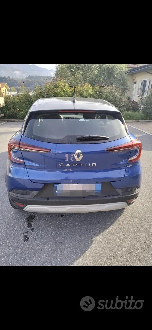 Renault Captur 2023 photo 3