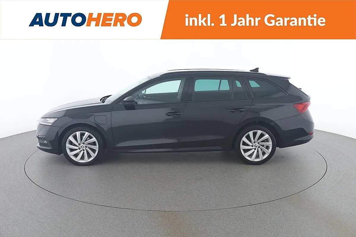 Skoda Octavia 2021 photo 3