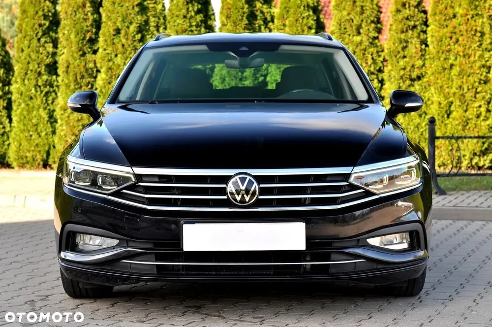 Volkswagen Passat 2022 photo 3