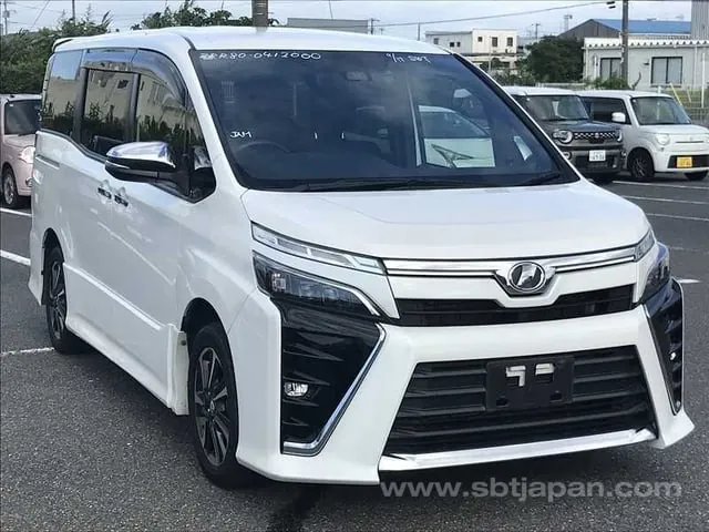 Toyota Voxy Zs Kirameki