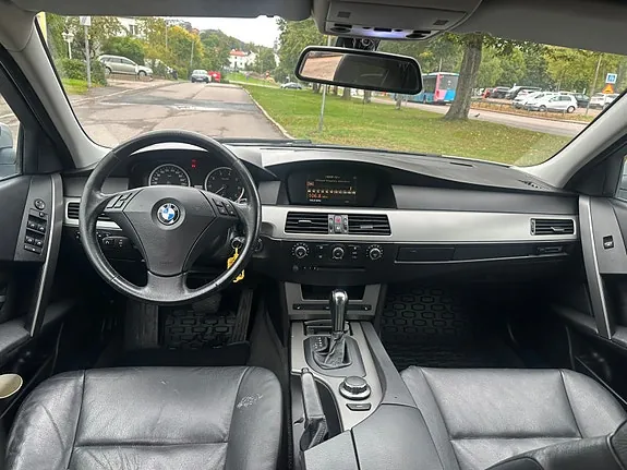 BMW 523I 2006 photo 2