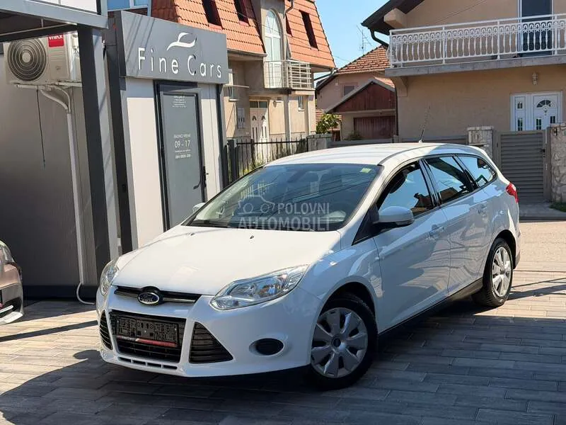 Ford Focus 2013 photo 2