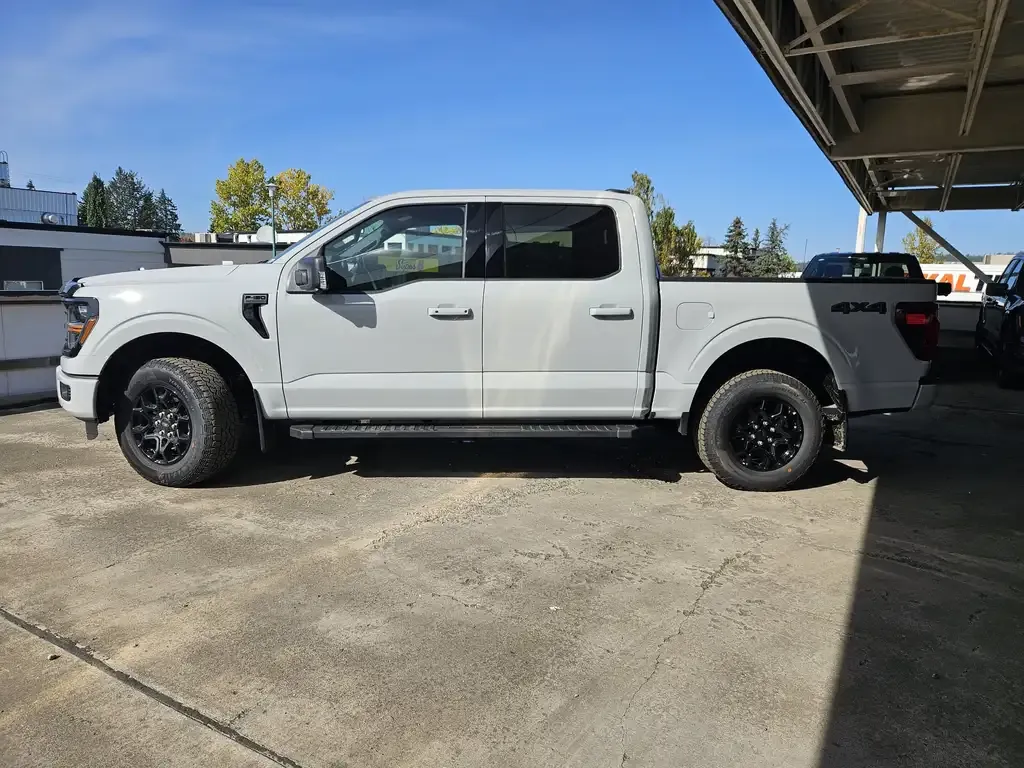 Ford F-150 2026 photo 2