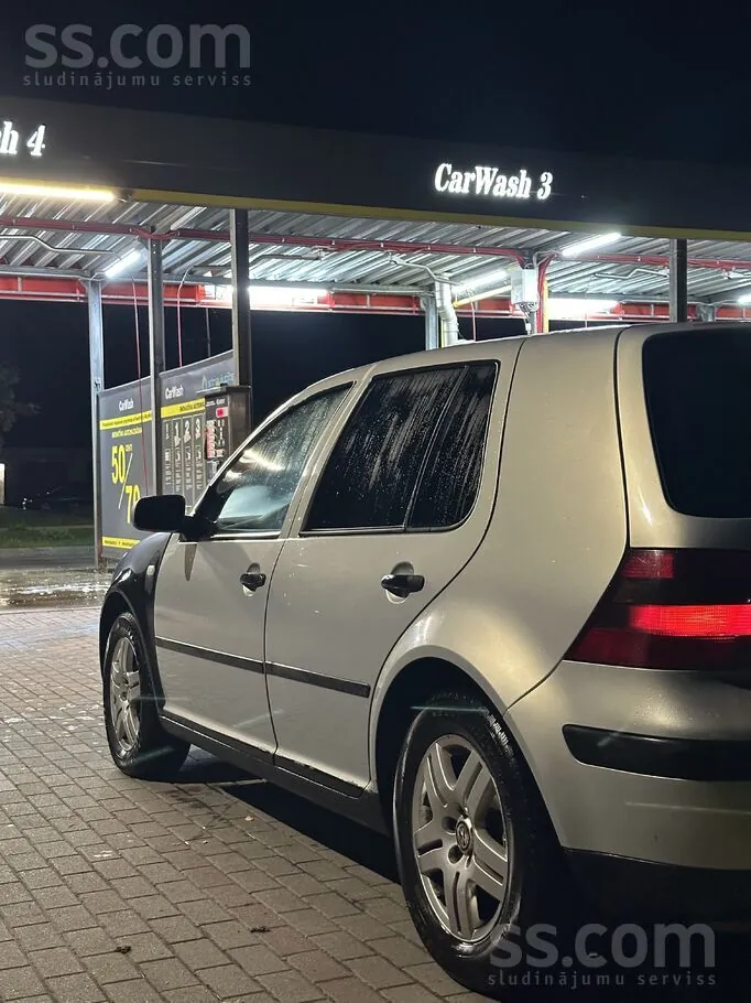 Volkswagen Golf 4 2000 photo 4