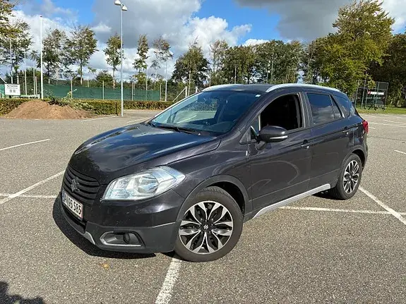Suzuki S-Cross
