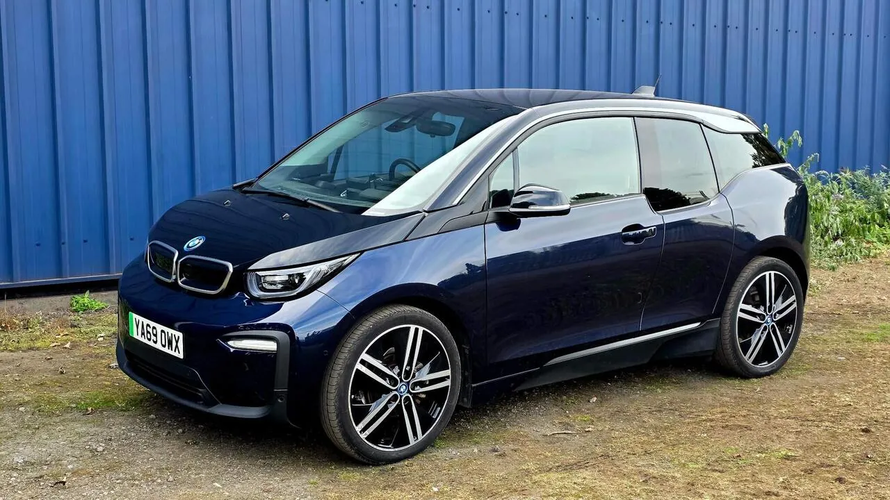 BMW I3