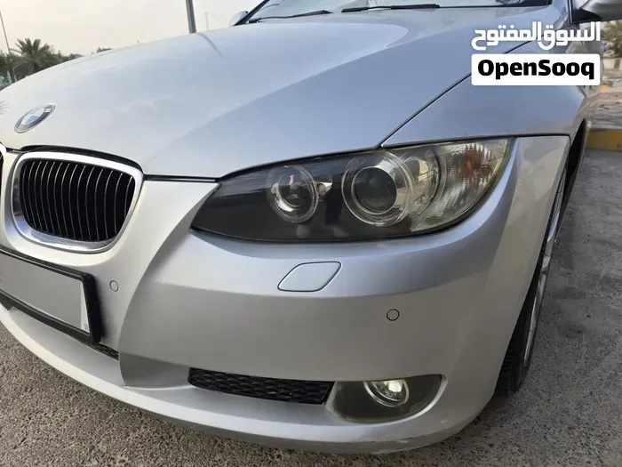 BMW 325I Coupe 2010 photo 2