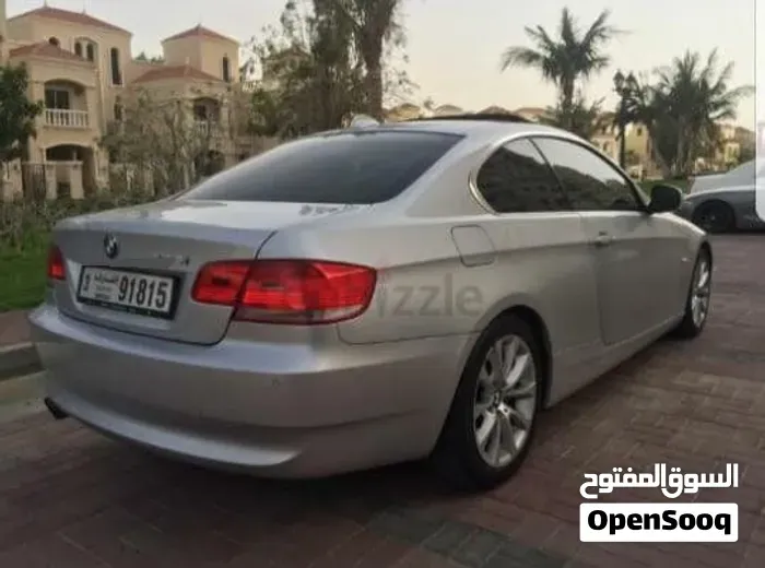BMW 325I Coupe 2010 photo 3