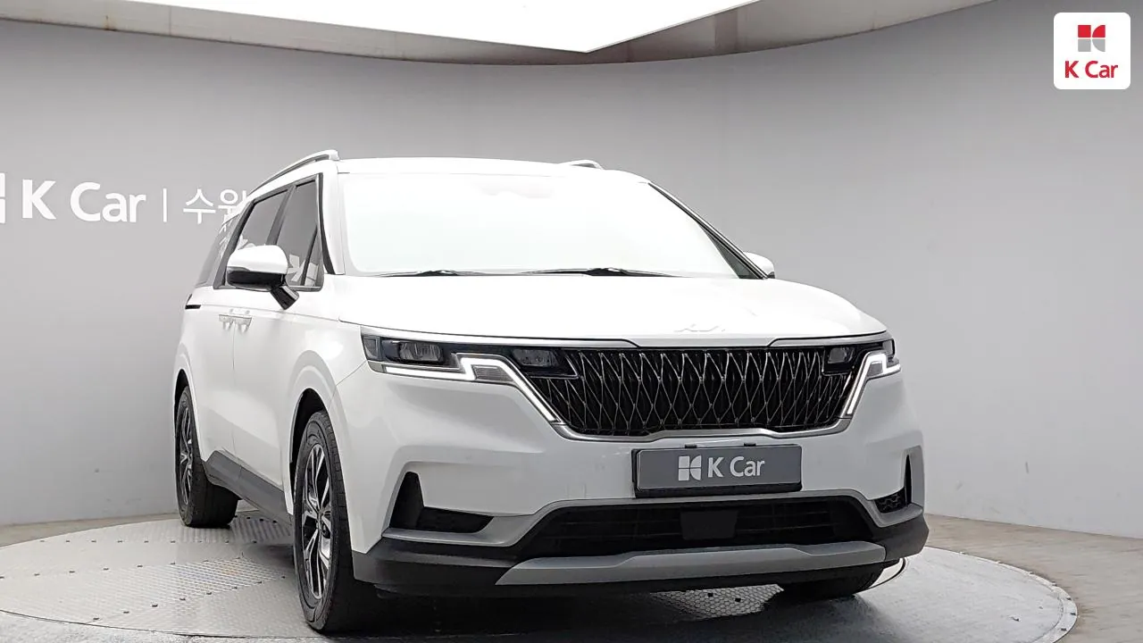 Kia Carnival 2023 photo 3