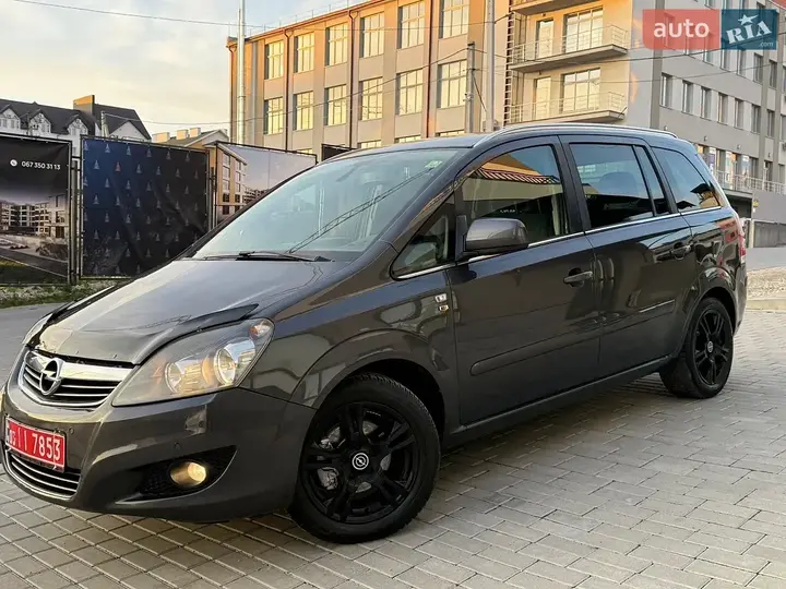 Opel Zafira 2011 photo 5