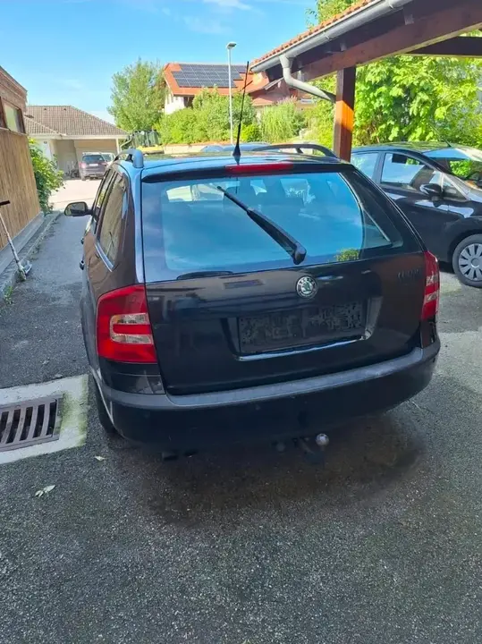 Skoda Octavia 2005 photo 3