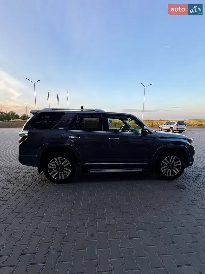 Toyota 4Runner 2016 photo 4