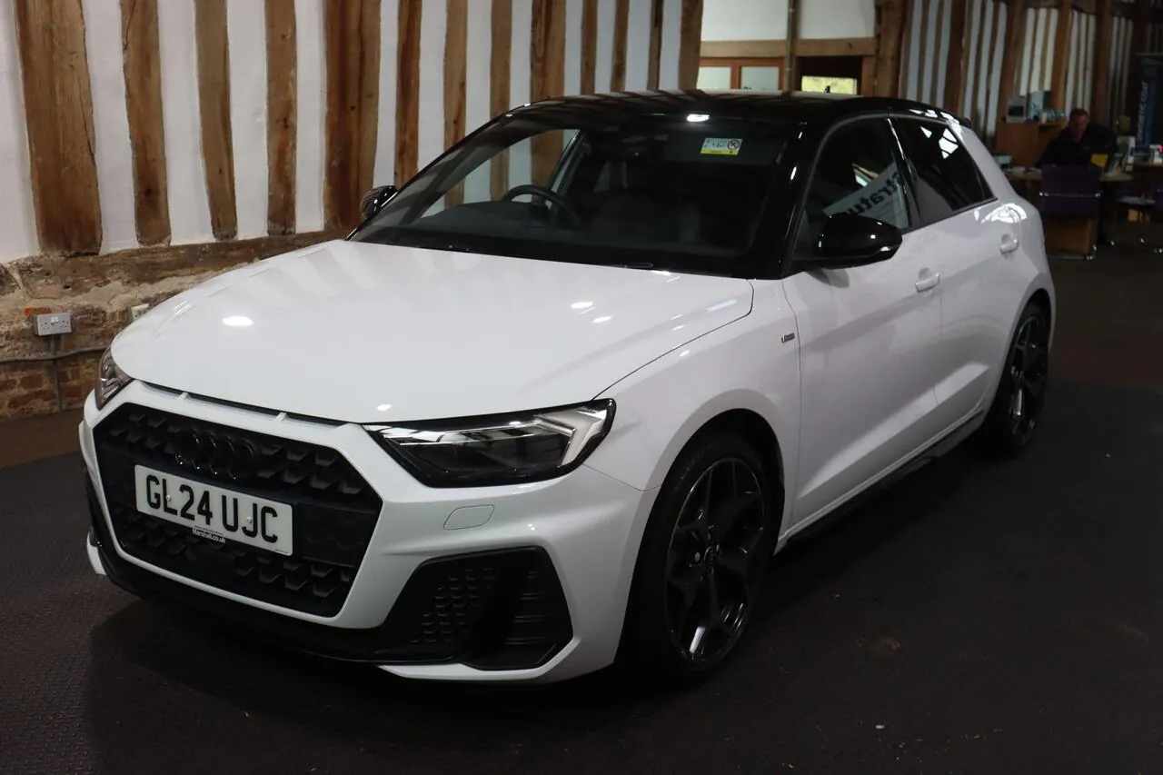 Audi A1 2024 photo 5