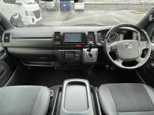 Toyota Hiace Gl 2020 photo 3