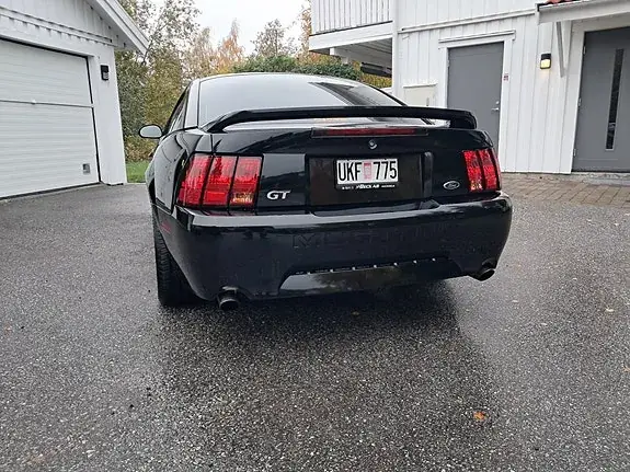 Ford Mustang 2000 photo 5