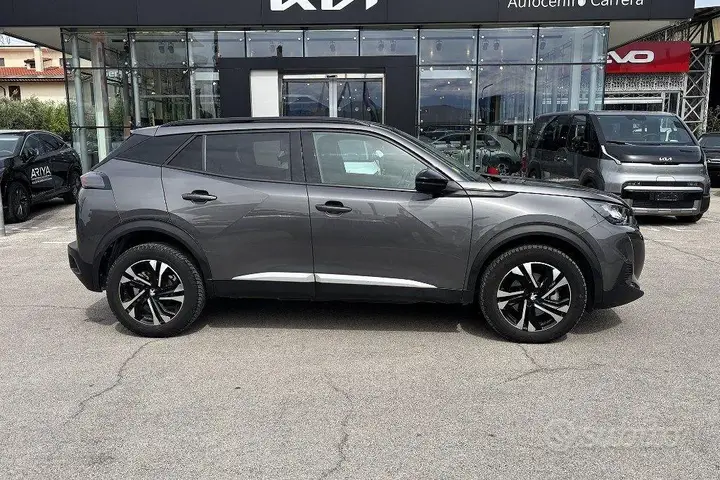 Peugeot 2008 2023 photo 4