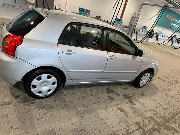 Toyota Corolla 2003 photo 2