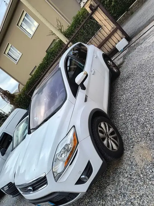 Ford Kuga 2010 photo 2