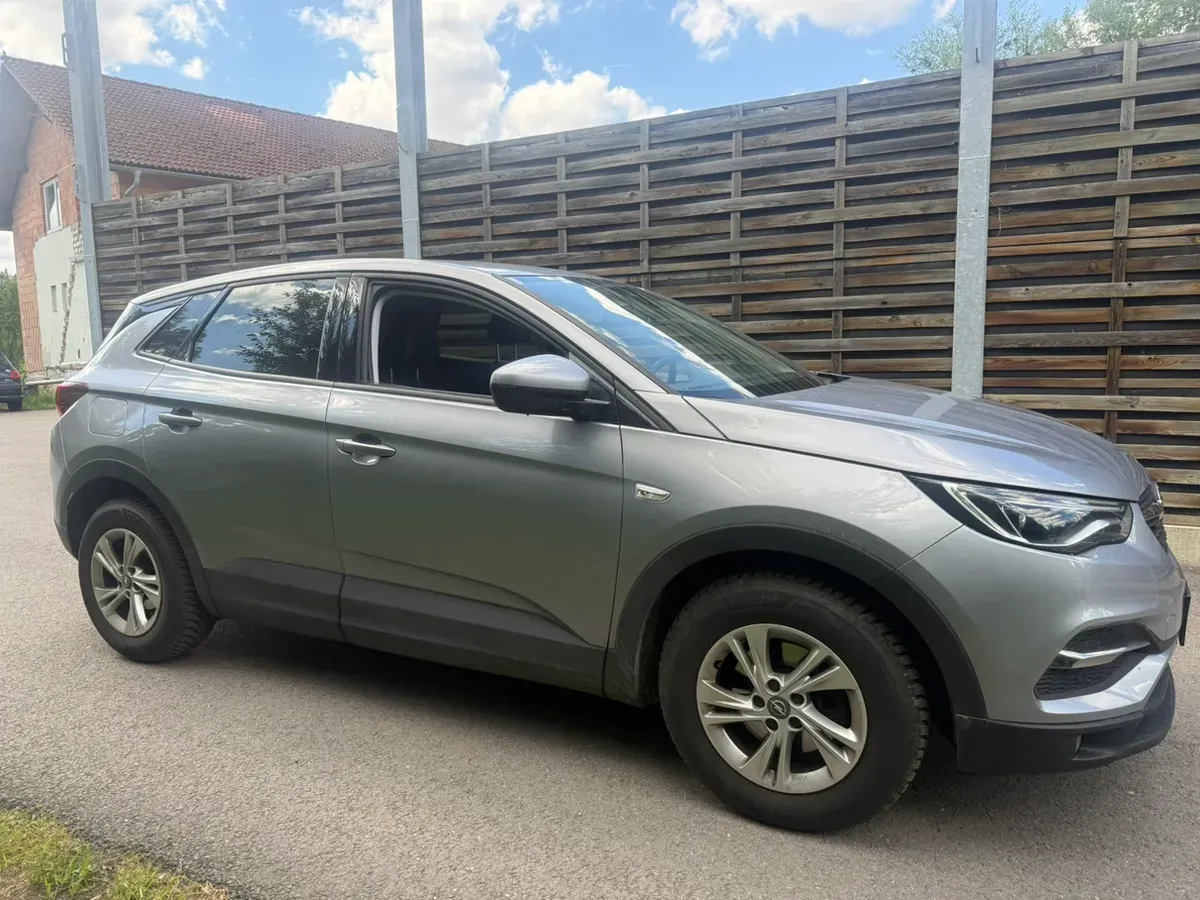 Opel Grandland X 2018 photo 3