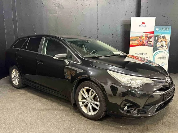 Toyota Avensis 2016 photo 2