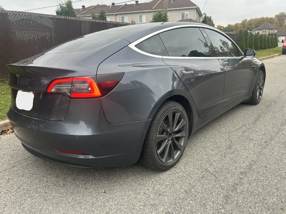 Tesla Model 3 2020 photo 3