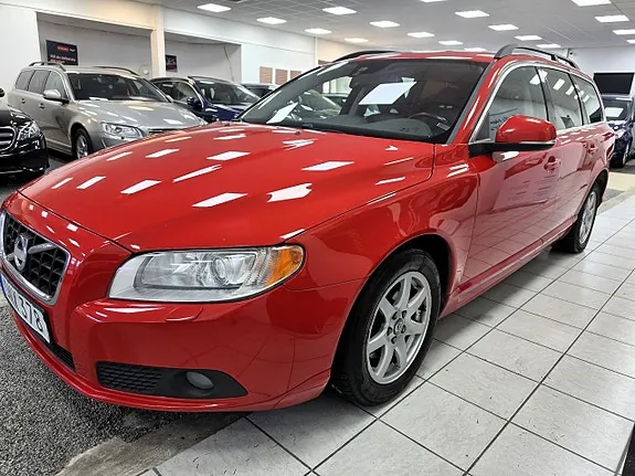 Volvo V70 2013 photo 2