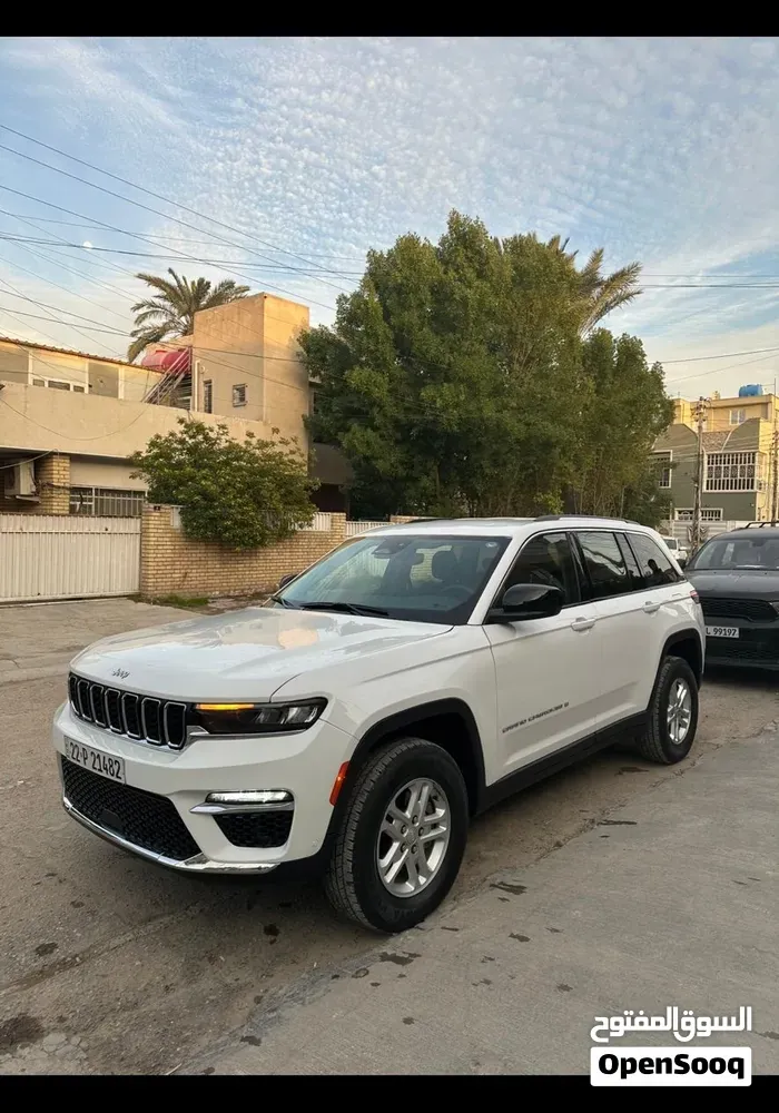 Jeep Grand Cherokee 2023 photo 2