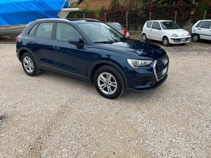 Audi Q3 2020 photo 2