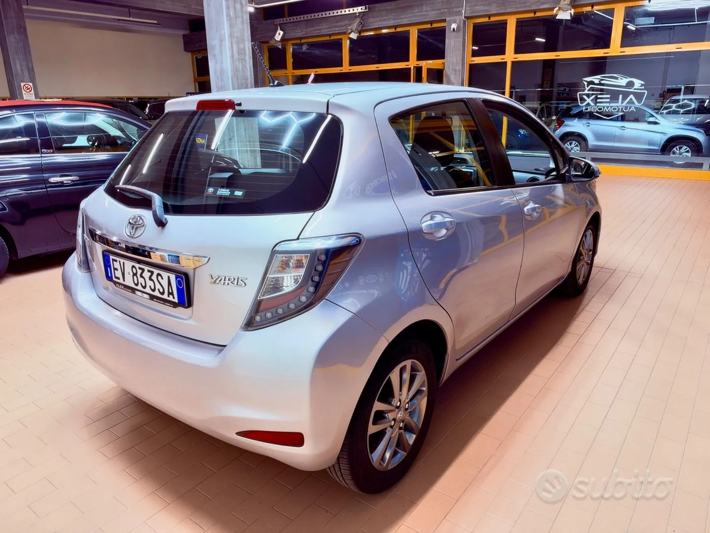 Toyota Yaris 2014 photo 3