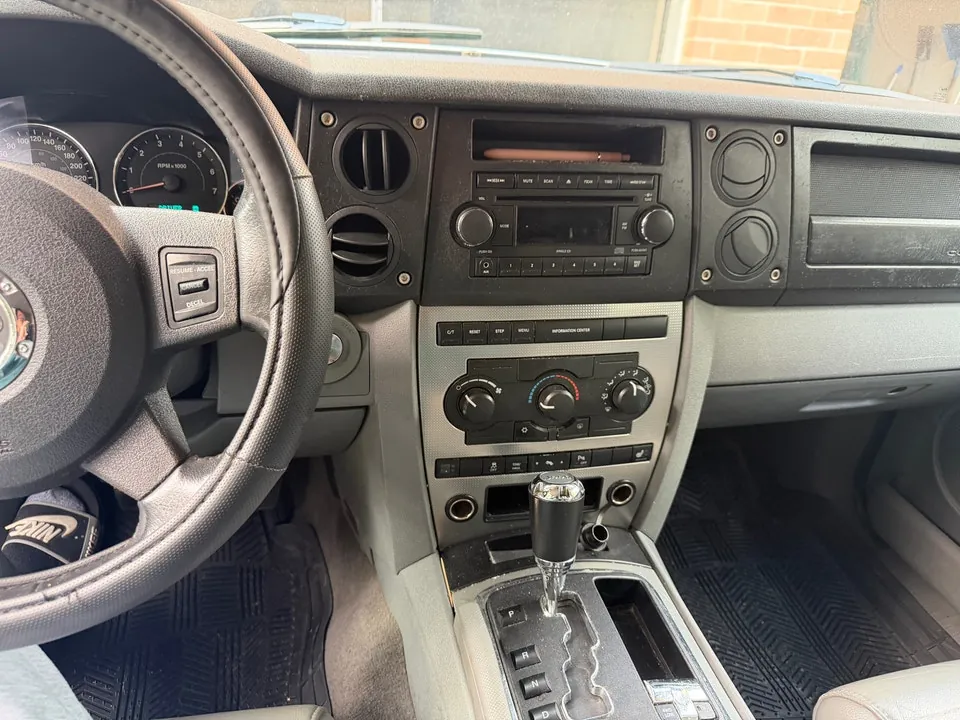 Jeep Commander 2007 photo 4