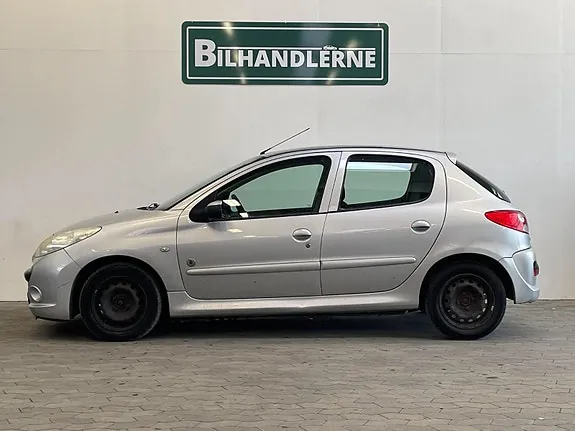 Peugeot 206 2007 photo 3