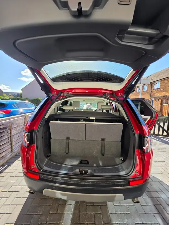 Land Rover Discovery Sport 2019 photo 3