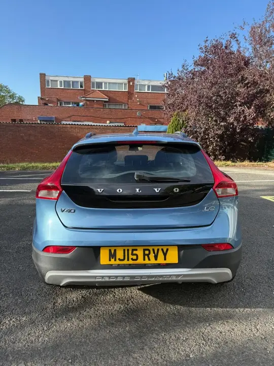 Volvo V40 2015 photo 3