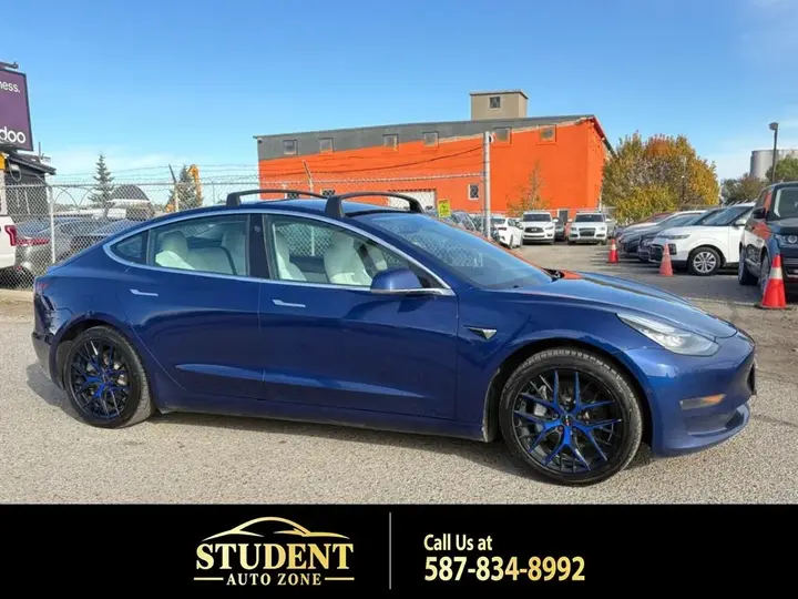 Tesla Model 3 2020 photo 2