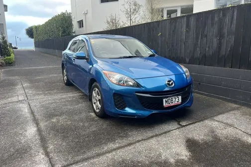 Mazda Axela