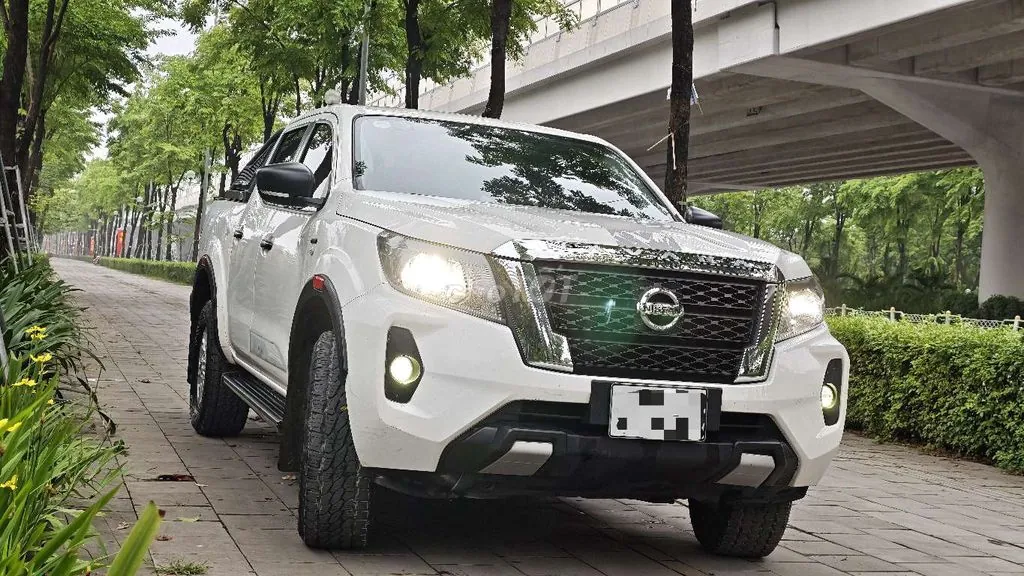 Nissan Navara 2022 photo 2