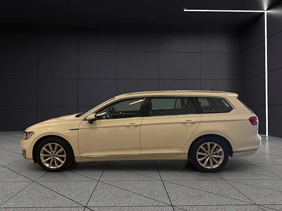 Volkswagen Passat 2016 photo 3