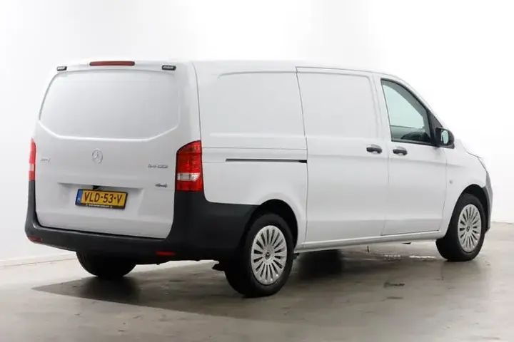 Mercedes-Benz Vito 2021 photo 2