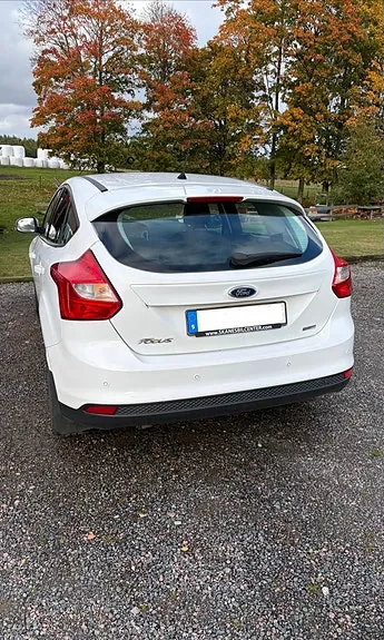 Ford Focus 2013 photo 3
