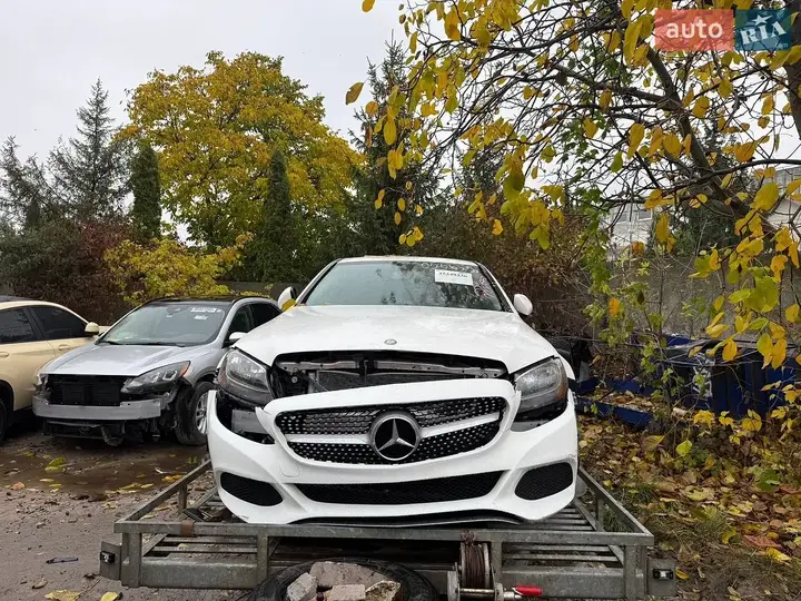Mercedes-Benz C-Class 2015 photo 3